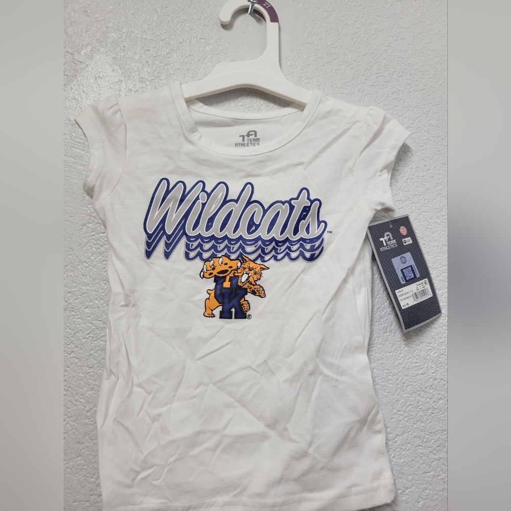 Wildcats White and Blue Kids T-Shirt 2t Nwt